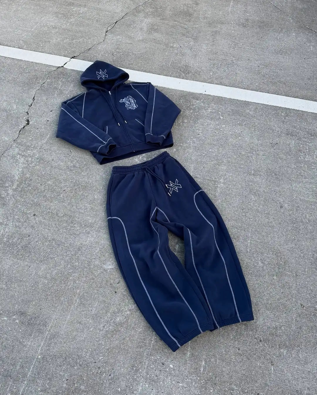 Hood Engraved Blue Hoodie